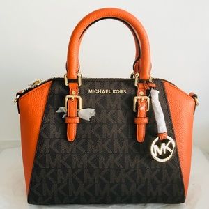 NWT Michael Kors Ciara Medium Messenger Handbag